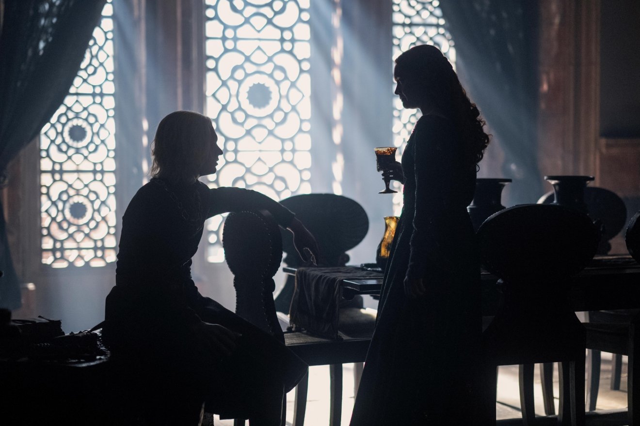 &bullet;  Fotó: Max