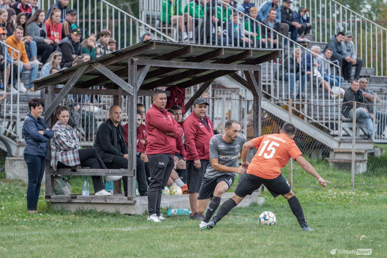 •  Fotó: Pinti Attila