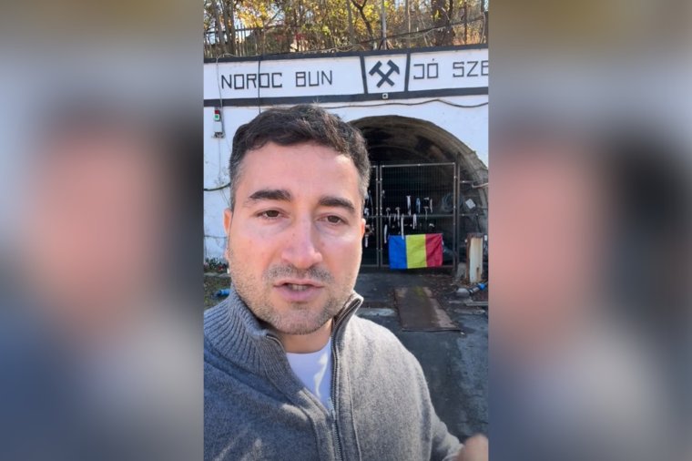 Trikolórt tűzött ki a parajdi sóbánya bejáratához az AUR egyik politikusa, majd az RMDSZ-t is bírálta