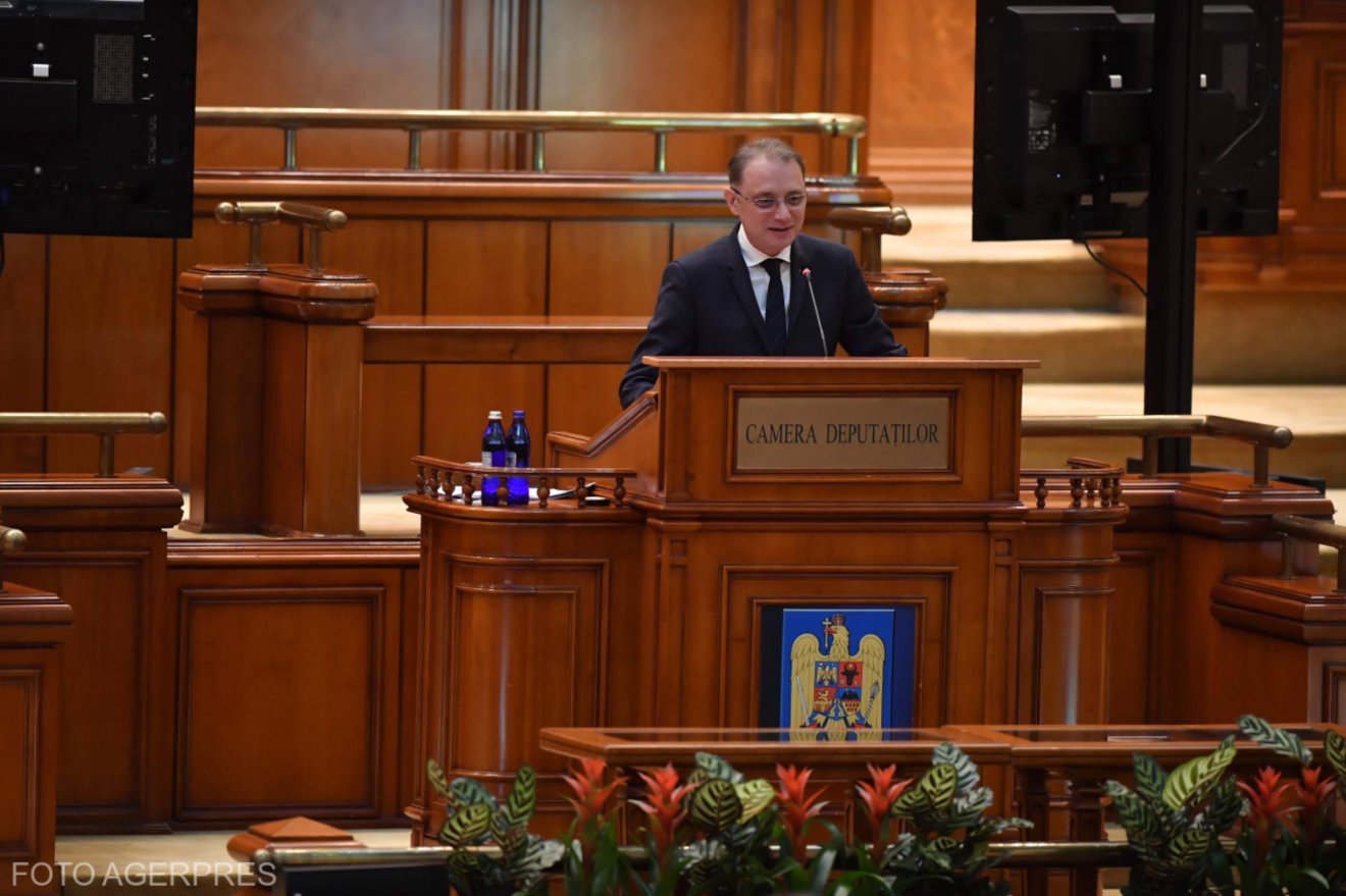Hosszú életű kabinet lesz? Pászkán Zsolt elemző szerint a Luca Niculescu vezette kormányban több döntési központ is kualakulhat