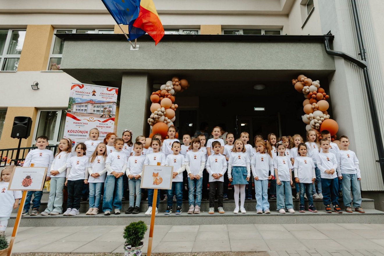 A Manócska Napközi Otthont kedden adták át ünnepélyes külsőségek közpette