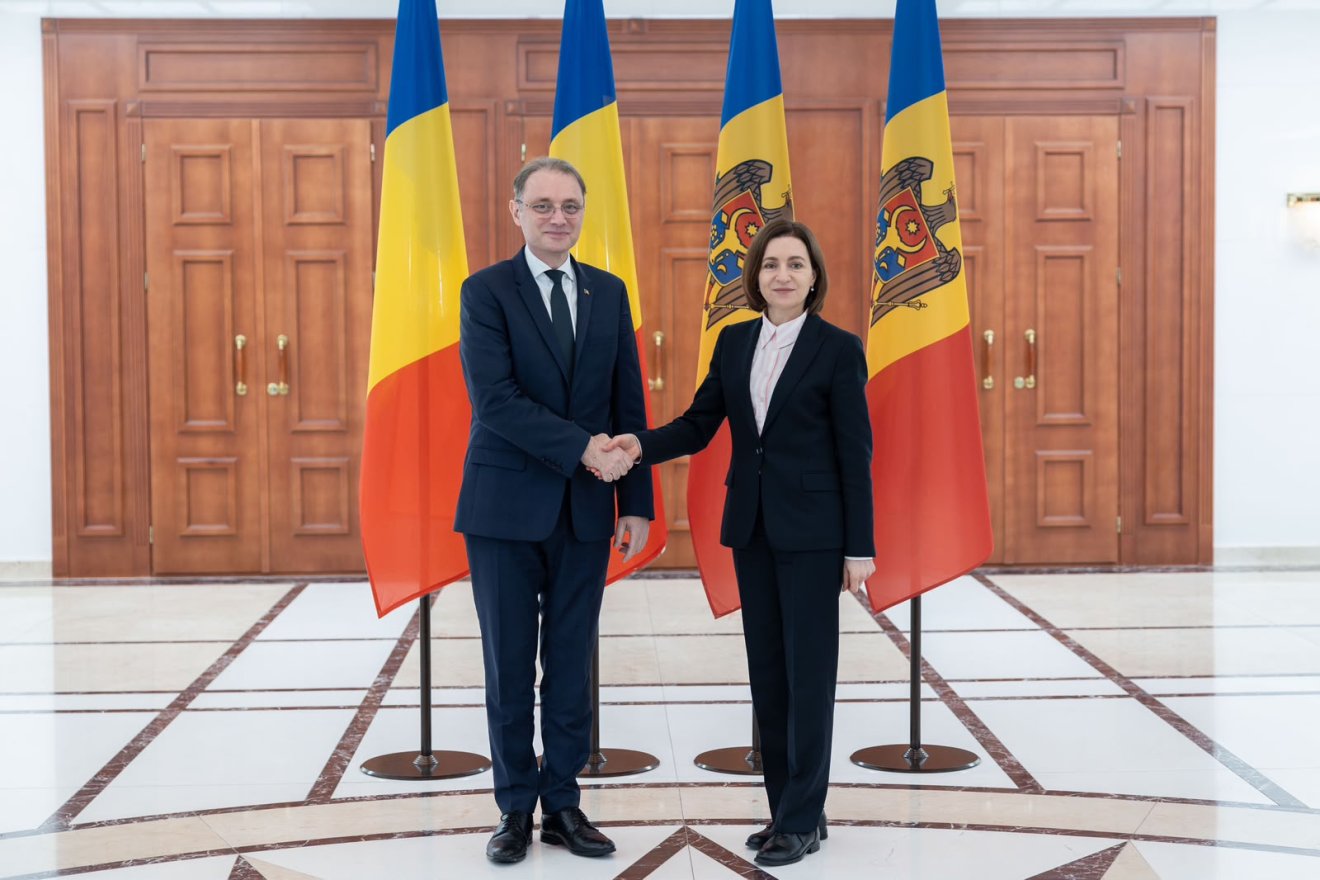 Niculescu: Moldova jövője az európai családban van