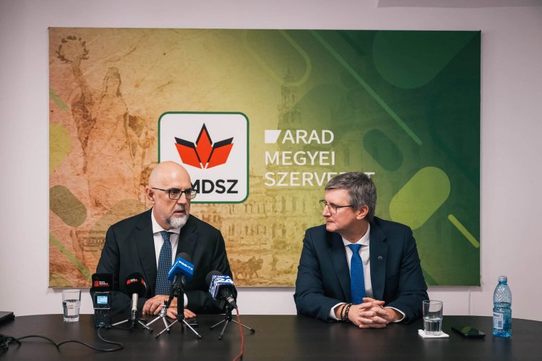 Kelemen Hunor: „mi tudunk úgy is egy tisztességes kormányt támogatni, hogy nem vagyunk ott a kormányban”
