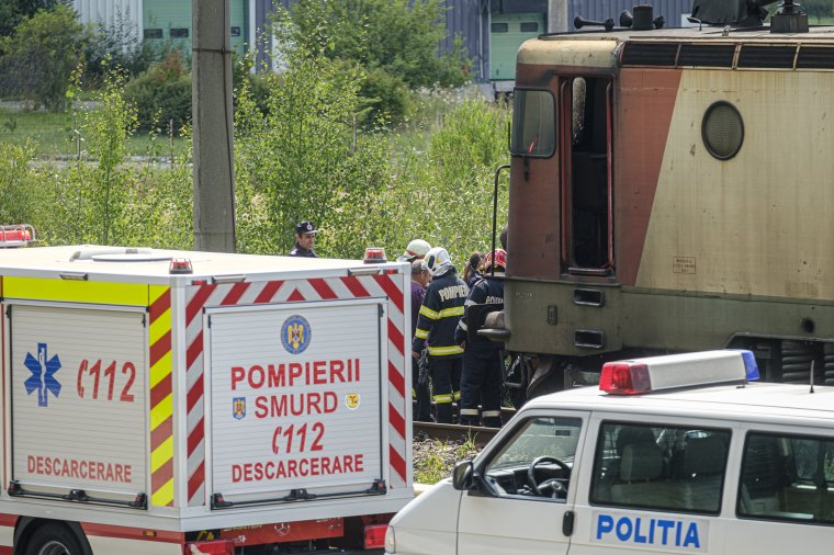 Mindannyian meghaltak a járműben, amelyet elgázolt egy személyvonat