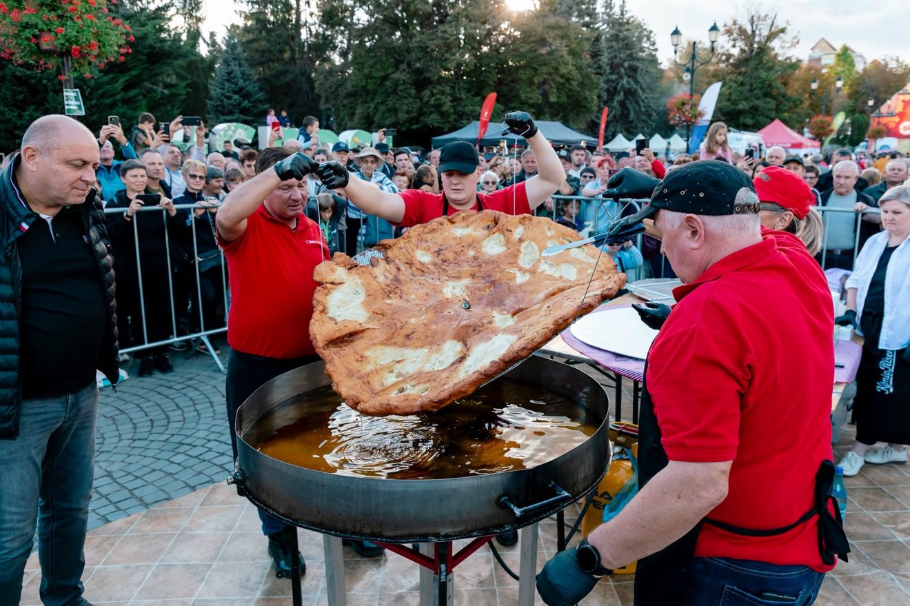 És következhetett a kóstolás!