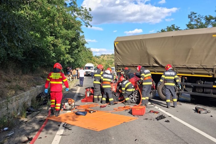 Két felnőtt és egy gyerek halt meg a Segesvár közelében történt balesetben