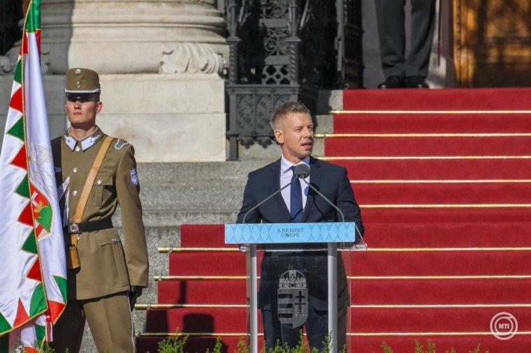 Magyar Péter: országot építeni évek, évtizedek, évszázadok kitartó munkája