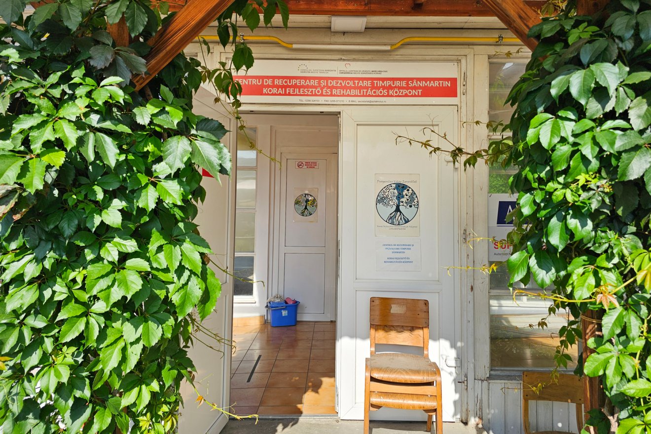 Felnőtt-rehabilitációs részleggel és modern eszközökkel bővül a csíkszentmártoni központ &bullet;  Fotó: Kozán István