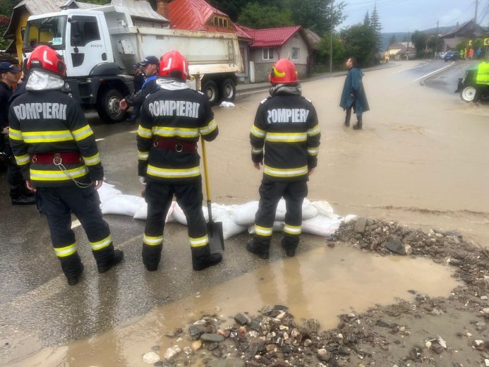 Több erdélyi megyében is okozott károkat a vihar