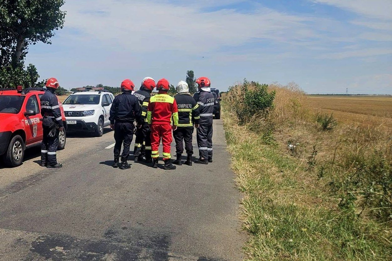 &bullet;  Fotó: Buzău megyei prefektúra