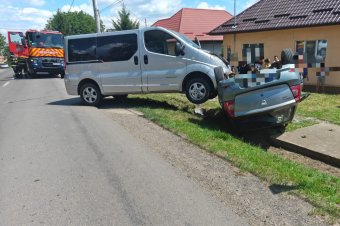 Két baleset, négy sérült
