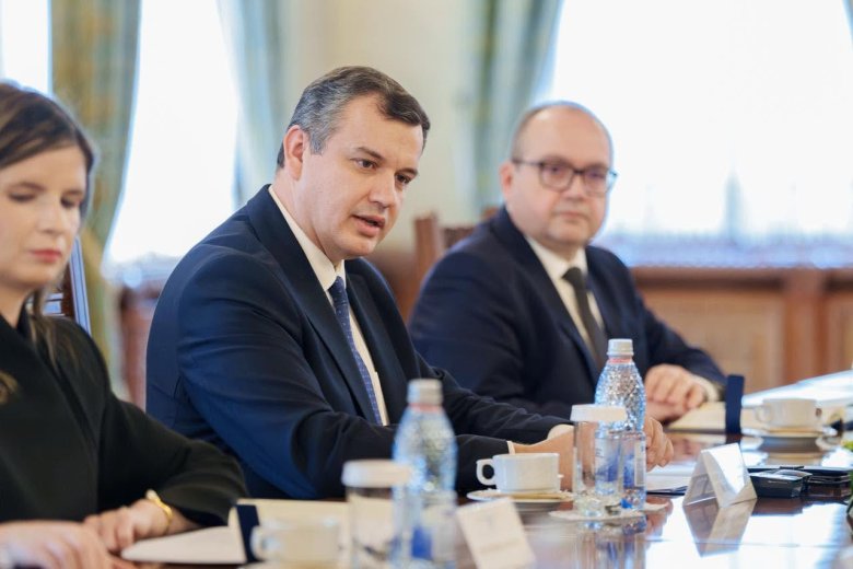 Eljuttatja a kormányprogramot a pártoknak Eugen Tomac, hogy utána újra tárgyalhasson velük