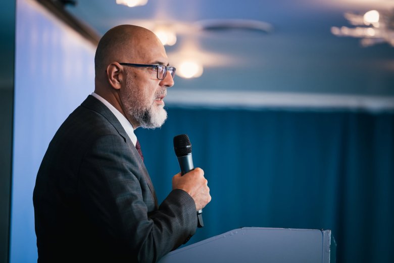 Kelemen Hunor szerint egy PNL-USR-RMDSZ kisebbségi kormány lenne az egyik megoldás