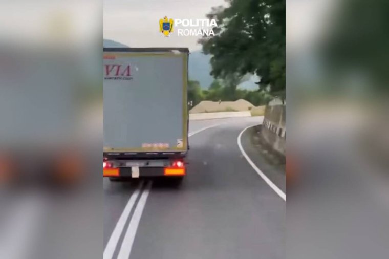 Székelyföldi illetőségű az ittasan kamionnal cikázó sofőr – közzétette a rendőrség a videót