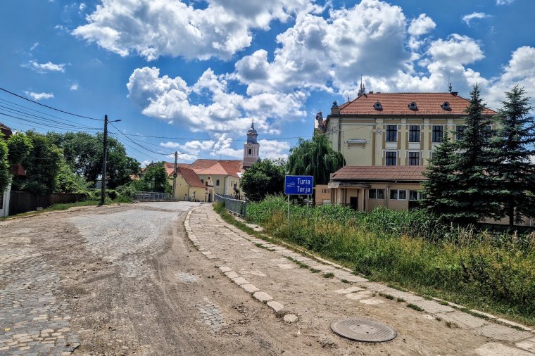 Hat éve várnak a lakók az utca felújítására, most végre elkezdődik a munka
