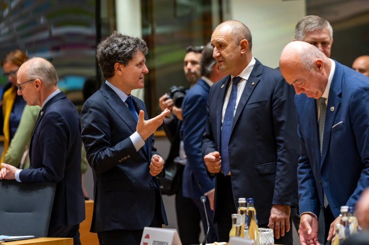 Nicușor Dan arról biztosította az európai vezetőket, hogy Románia megőrzi Európa-barát irányát