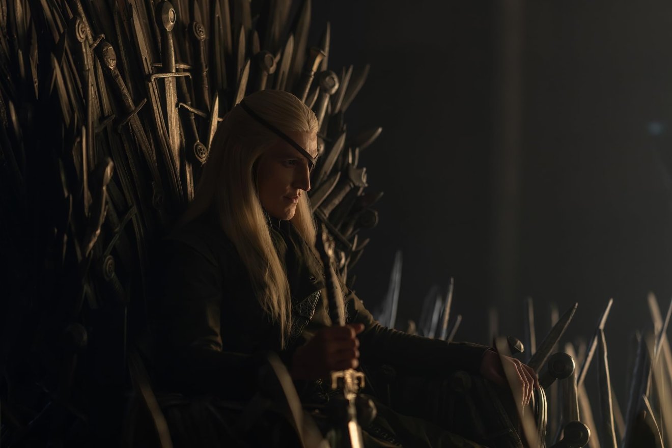 &bullet;  Fotó: HBO Max