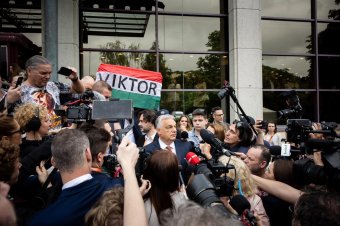 Orbán Viktor a Fidesz kongresszusán: politikai és gazdasági káosz felé tart Magyarország