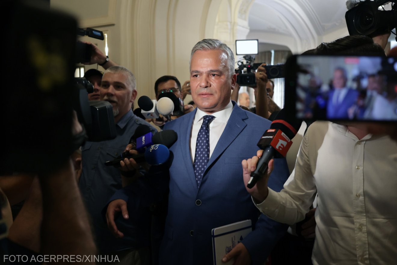Elemzők a Veştea-projekt bukásáról: az AUR nyert, Nicuşor Dan és a PSD vesztett