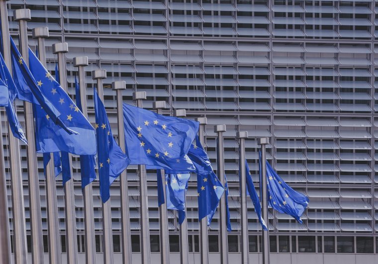 Az Európai Bizottság jelentése szerint Románia kielégítően teljesítette kötelezettségvállalásait