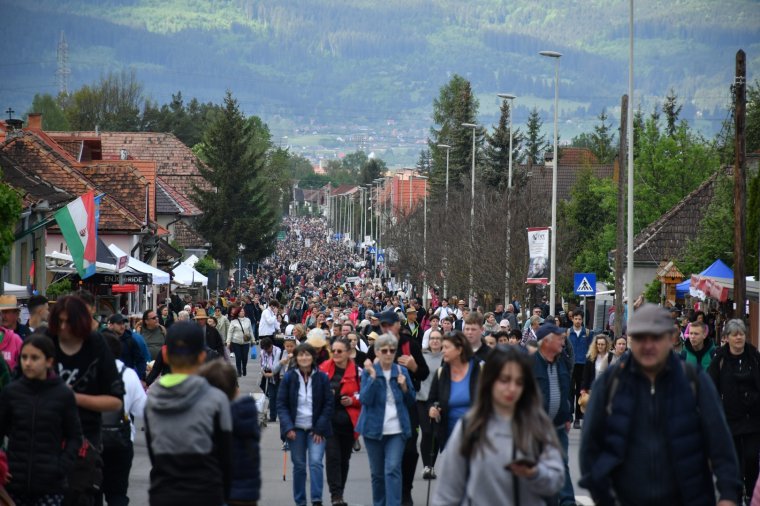 A csíksomlyói pünkösdi búcsú – percről percre