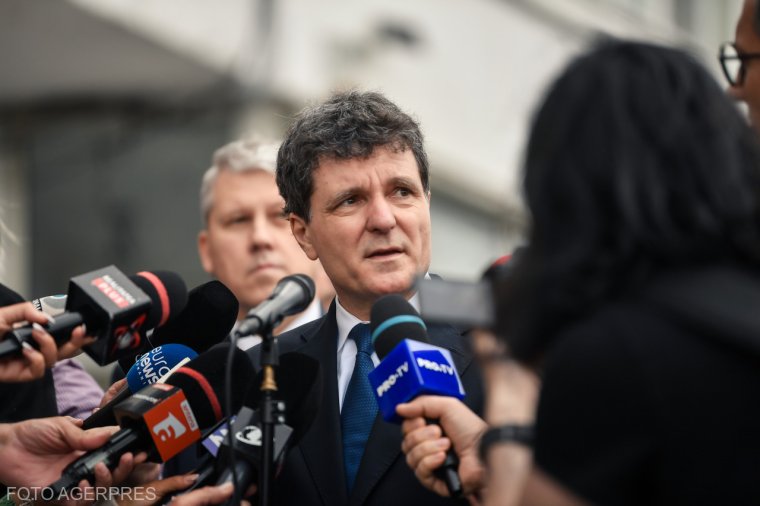 Az államfő meglátogatta a kórházban a drónincidens két sérültjét