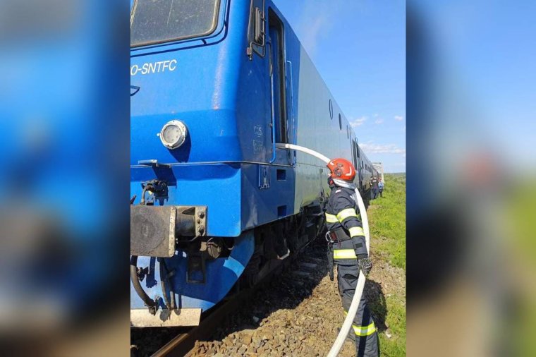 Százhúszan voltak a vonaton, amikor kigyúlt a mozdony