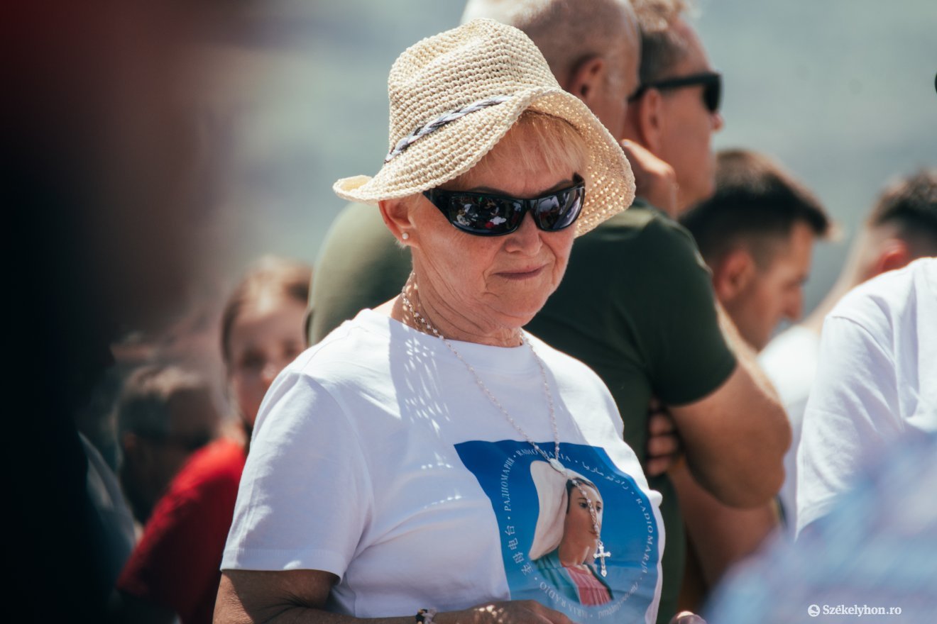 &bullet;  Fotó: László Ildikó