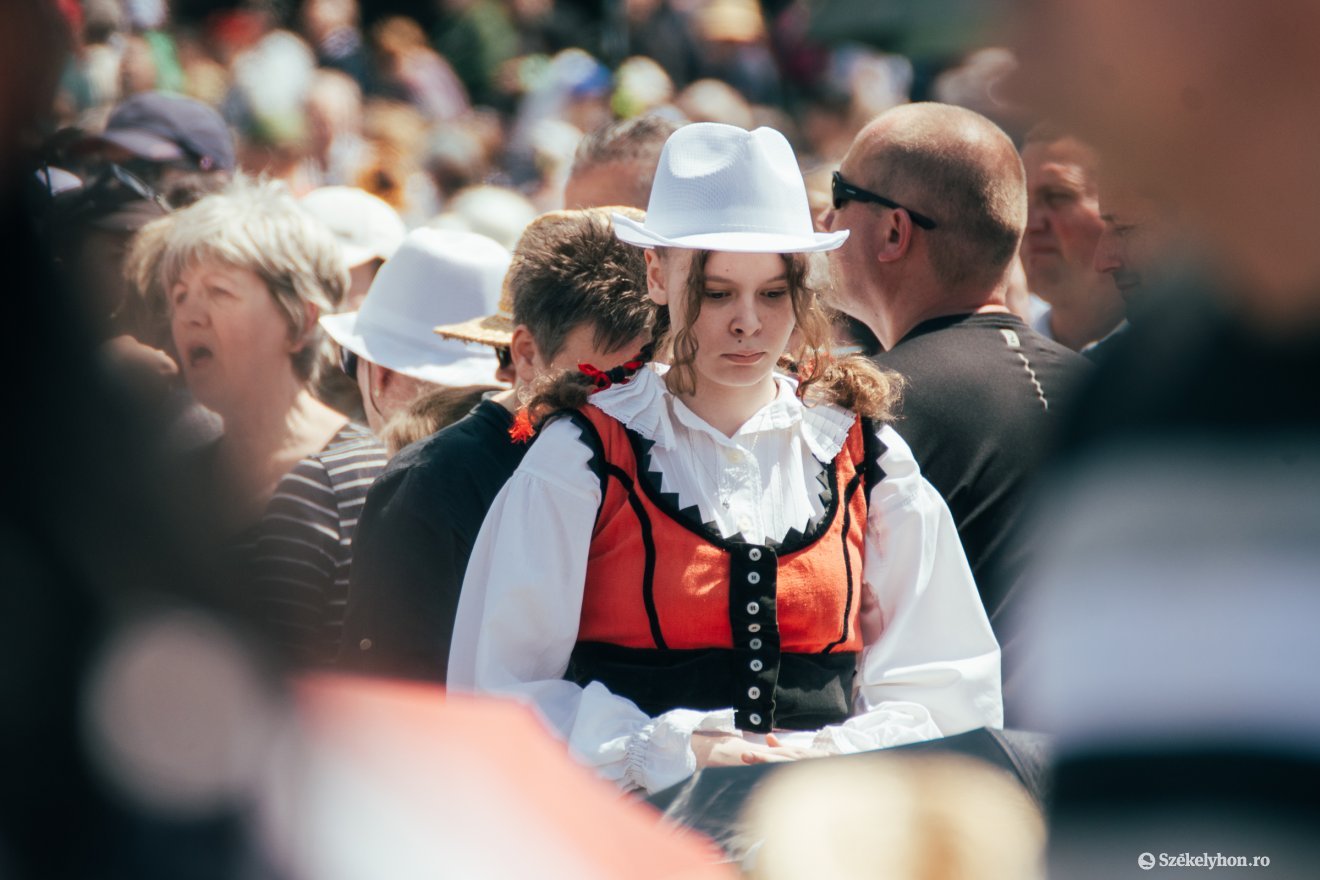 &bullet;  Fotó: László Ildikó