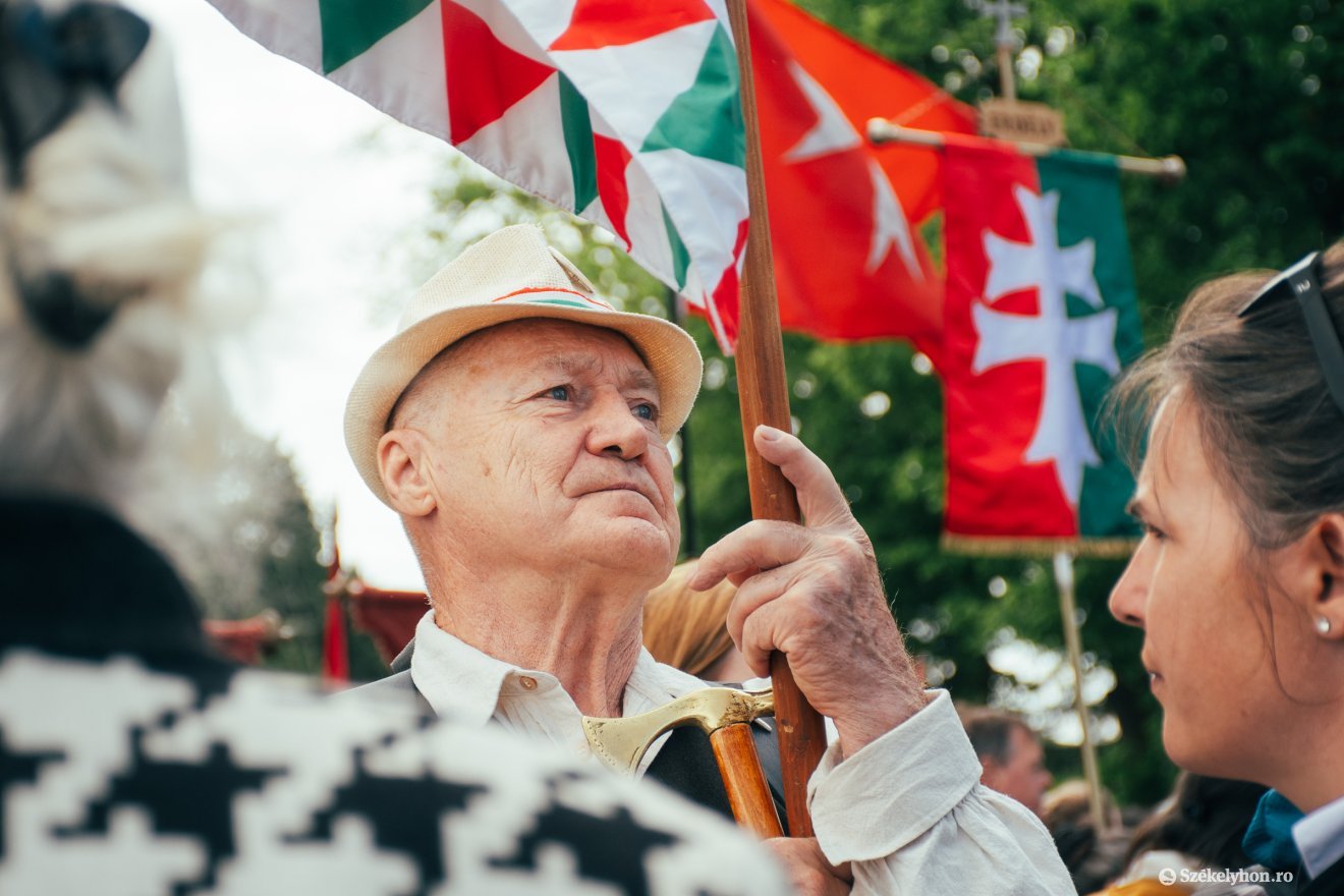 &bullet;  Fotó: László Ildikó