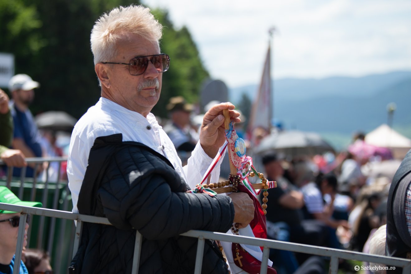 &bullet;  Fotó: Olti Angyalka