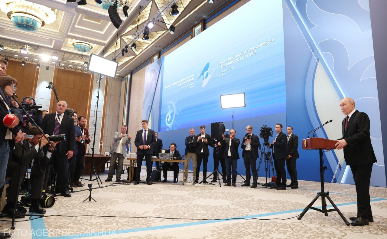 &bullet;  Fotó: Kremlin Press Office/Xinhua/Agerpres