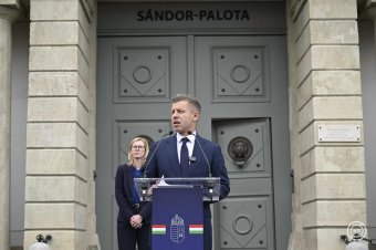 Magyar Péter: módosítjuk az alaptörvényt a köztársasági elnök leváltására