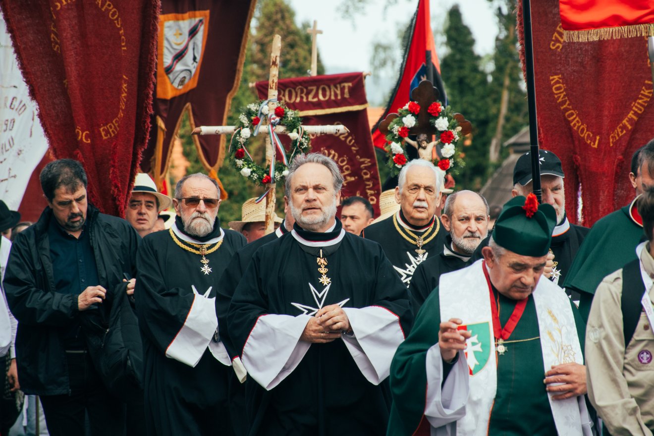 Csíksomlyó üzenete: meg kell őrizni a hitet, a családot és a keresztény értékeket
