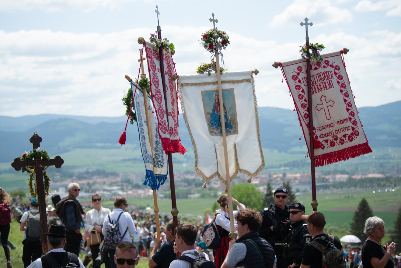 Csíksomlyó üzenete: meg kell őrizni a hitet, a családot és a keresztény értékeket