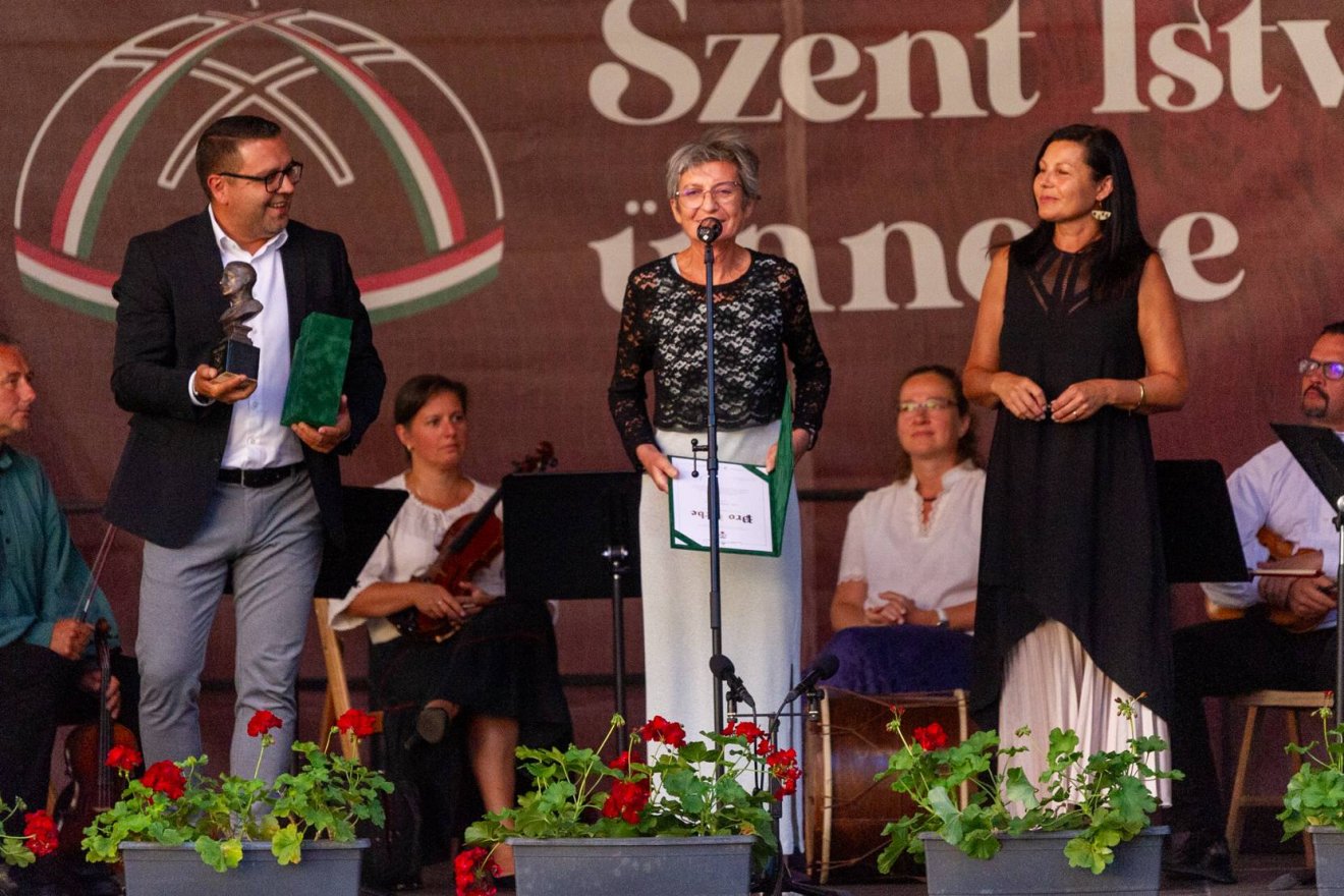 Elhunyt Varró Éva pszichológus, pszichoterapeuta, Csíkszereda Pro Urbe-díjasa