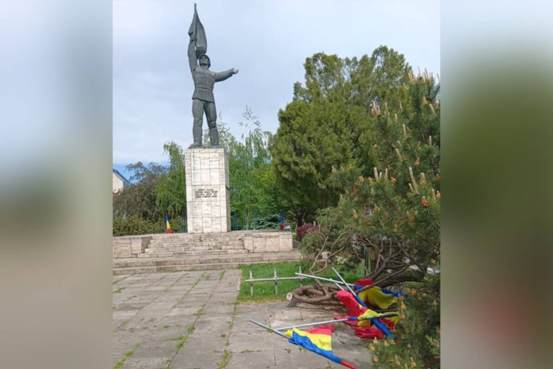 Zászlórongálás miatt állítottak elő egy székelyudvarhelyi férfit