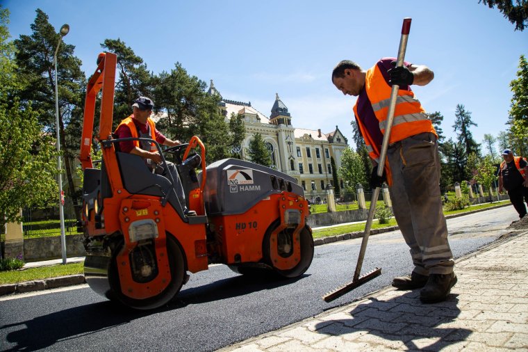 Több csíkszeredai utcában is aszfaltoznak