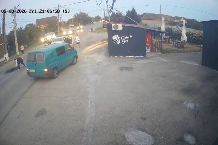 Az ütközés pillanata és ami azután történik – közzétették a súlyos motorosbalesetről készült videót