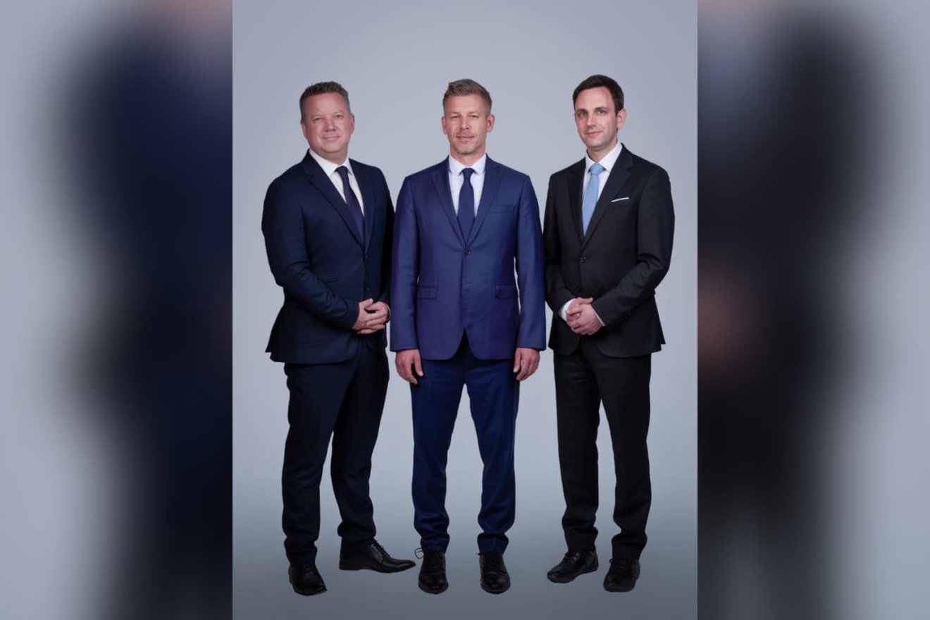 &bullet;  Fotó: Magyar Péter/Facebook