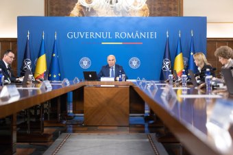 A koalíciós pártok bírálják a PSD és az AUR kormánybuktató összefogását, a súlyos gazdasági következményekre figyelmeztetnek