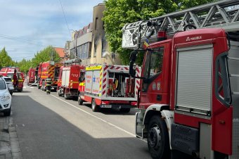 Tűz ütött ki egy marosvásárhelyi irodaházban