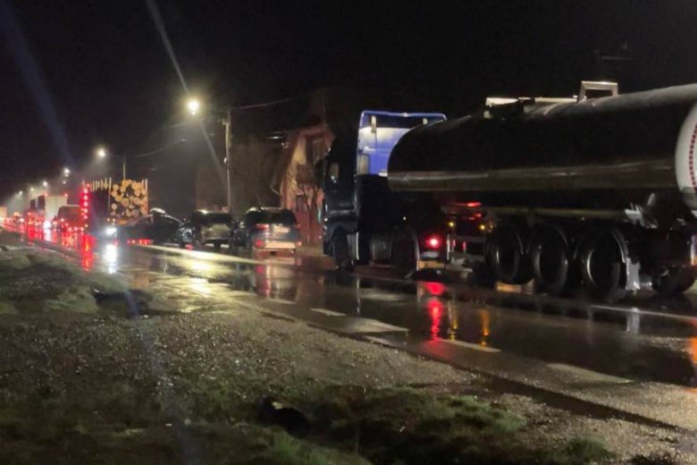 Életét vesztette a négykerekű motorjával autónak csapódó fiatal