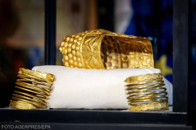 Hazatérnek a dák kincsek, és az ország több pontján is bemutatják az elrabolt műtárgyakat