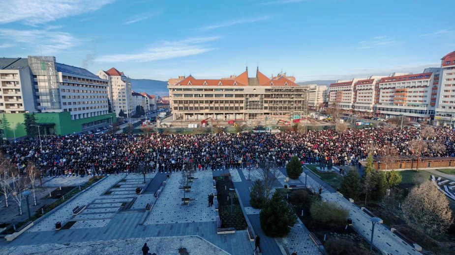 Húsvétvasárnapi ételszentelés Csíkszereda főterén – itt nézheti vissza