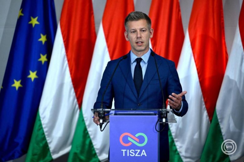 Magyar Péter az anyaországi pártpolitikába való beavatkozással vádolja az RMDSZ-t