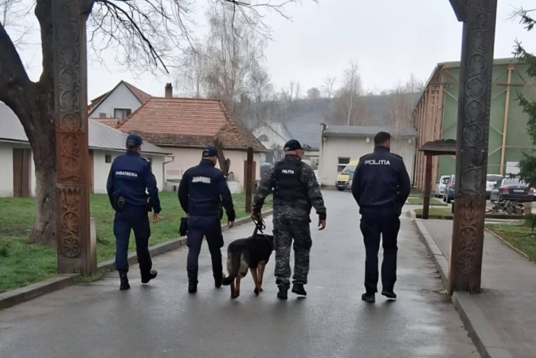 Székelykeresztúri iskolák közelében ellenőrzött és bírságolt a rendőrség