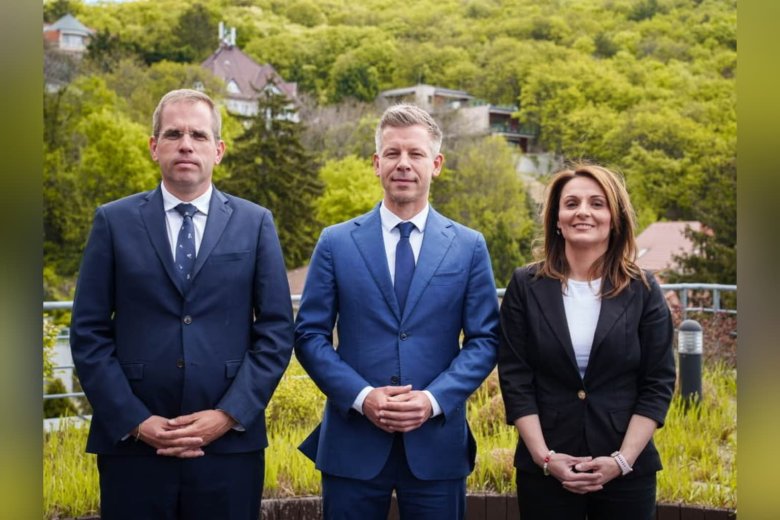 Kormánya két újabb miniszterét nevezte meg Magyar Péter