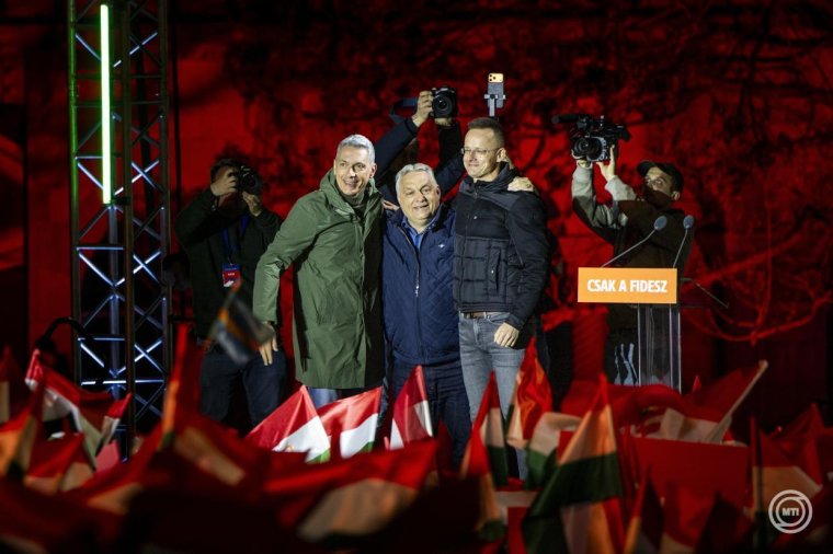 Első eredmények, nagyon alacsony feldolgozottságnál: vezet a Fidesz