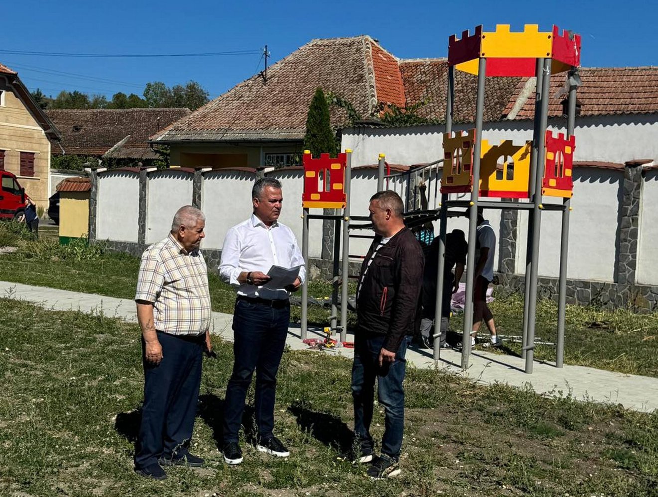 Eddig csak a megyetanácselnök tette be a lábát a játszótérre, gyerek egy sem